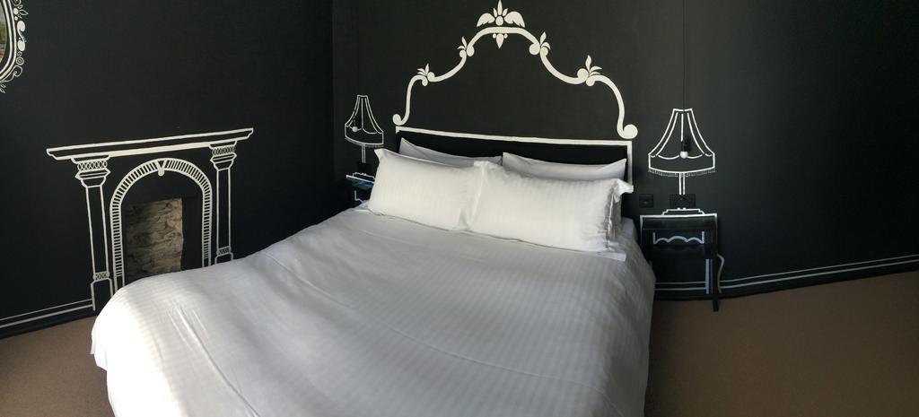 The Blue Door Bed & Breakfast Newquay  Ngoại thất bức ảnh