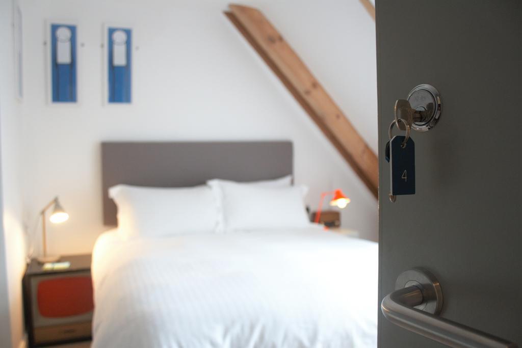 The Blue Door Bed & Breakfast Newquay  Ngoại thất bức ảnh