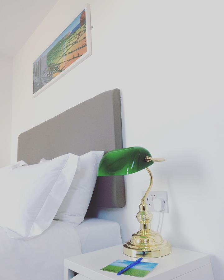 The Blue Door Bed & Breakfast Newquay  Ngoại thất bức ảnh